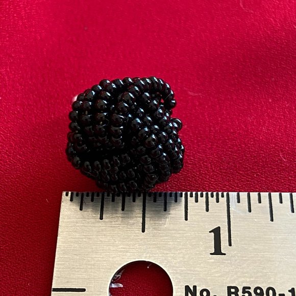 Vintage Beaded Clip-On Earrings - Picture 5 of 5